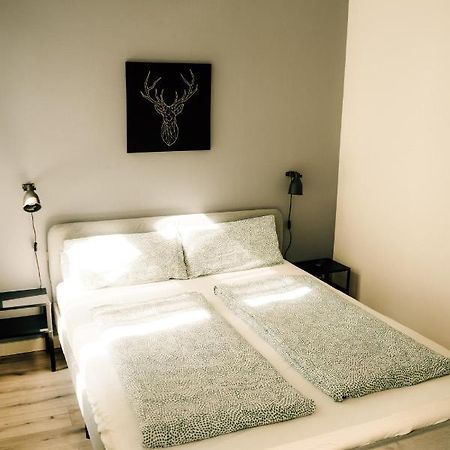 Oskars Absteige Hostel Лайпциг Екстериор снимка