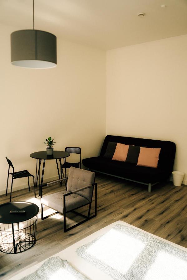 Oskars Absteige Hostel Лайпциг Екстериор снимка