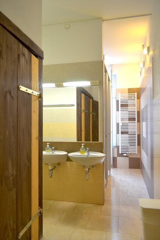 Oskars Absteige Hostel Лайпциг Стая снимка