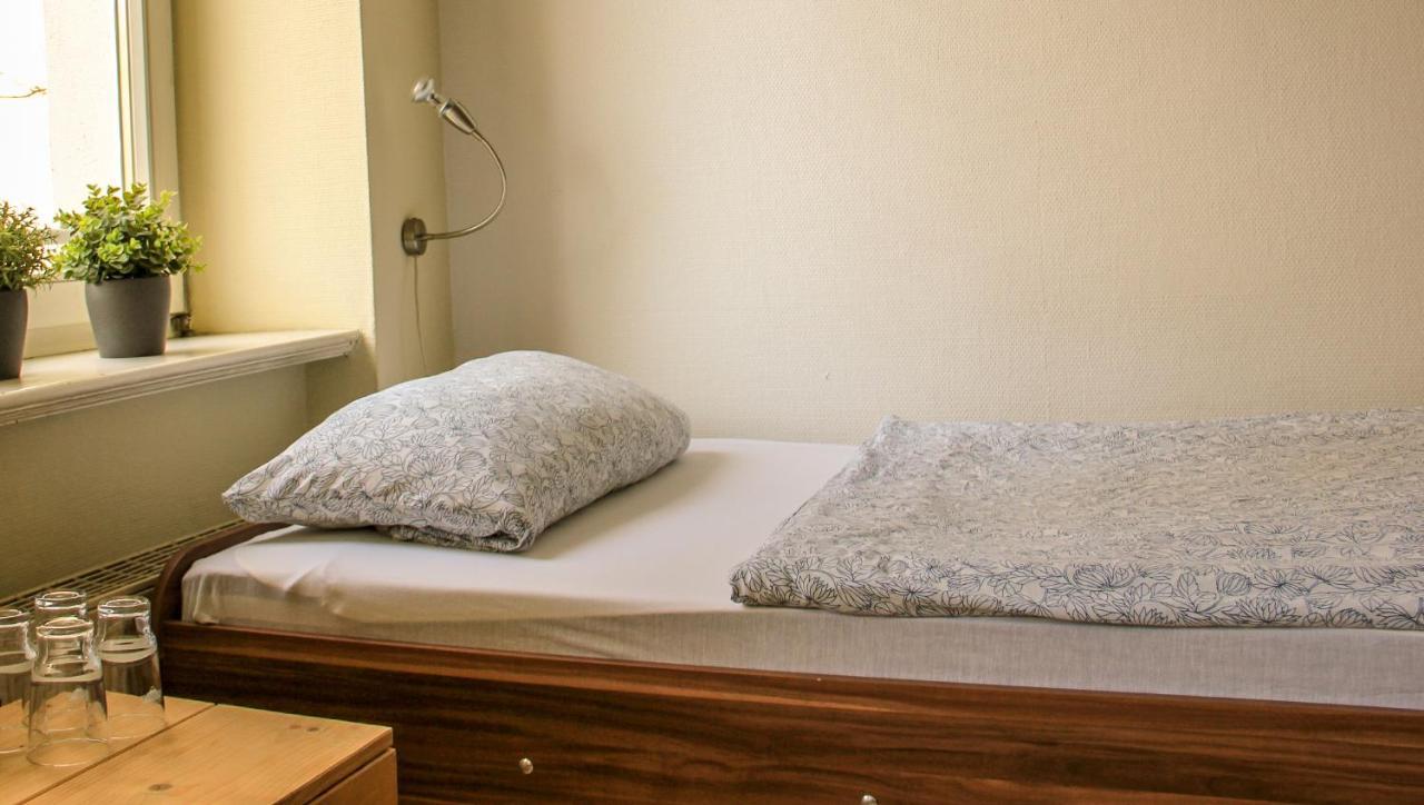 Oskars Absteige Hostel Лайпциг Екстериор снимка